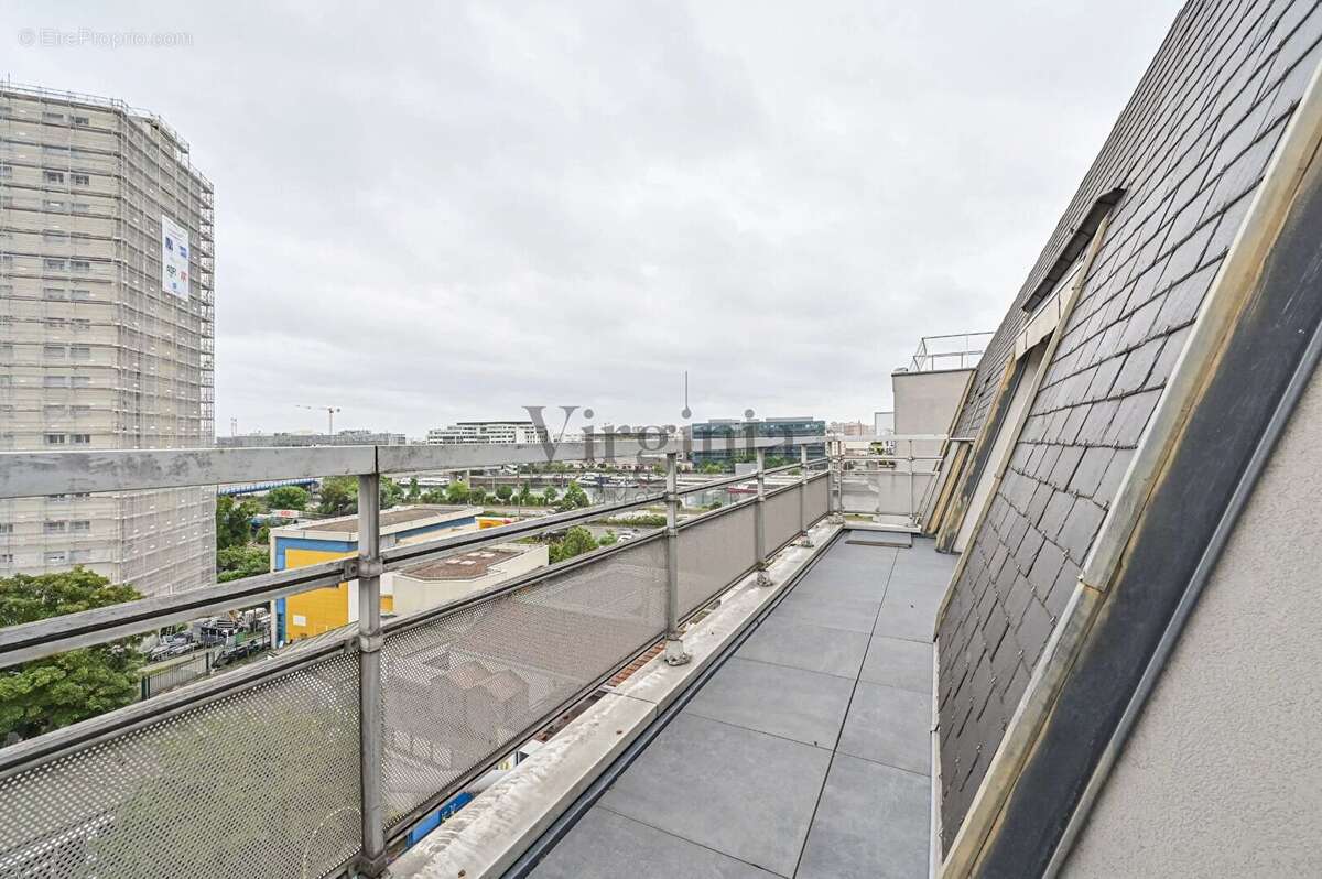 Appartement à CHARENTON-LE-PONT