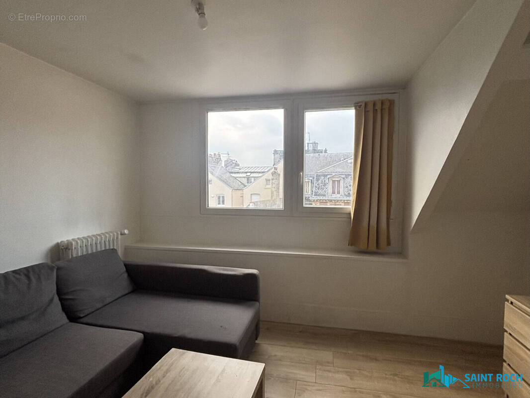 Salon - Appartement à LE HAVRE