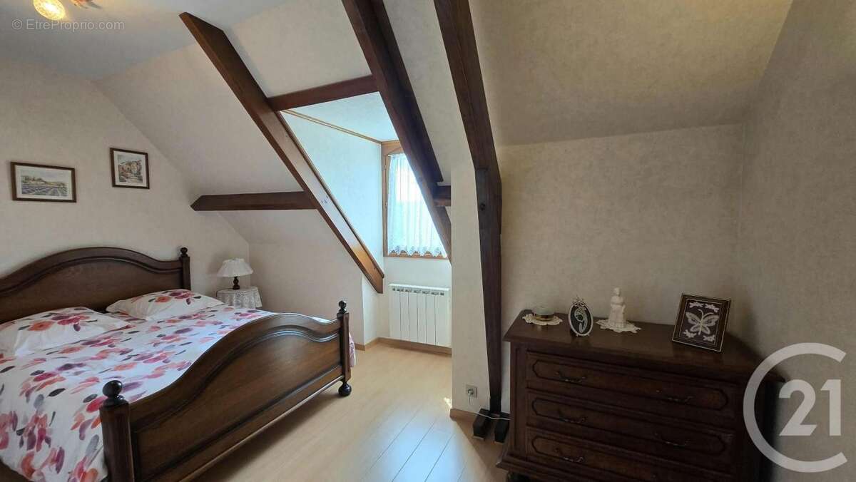 Maison à LABRUYERE