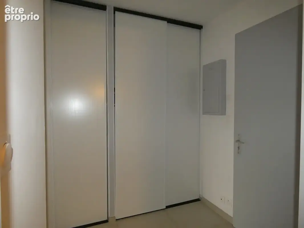 T1 avec balcon et cave centre village - photo 4