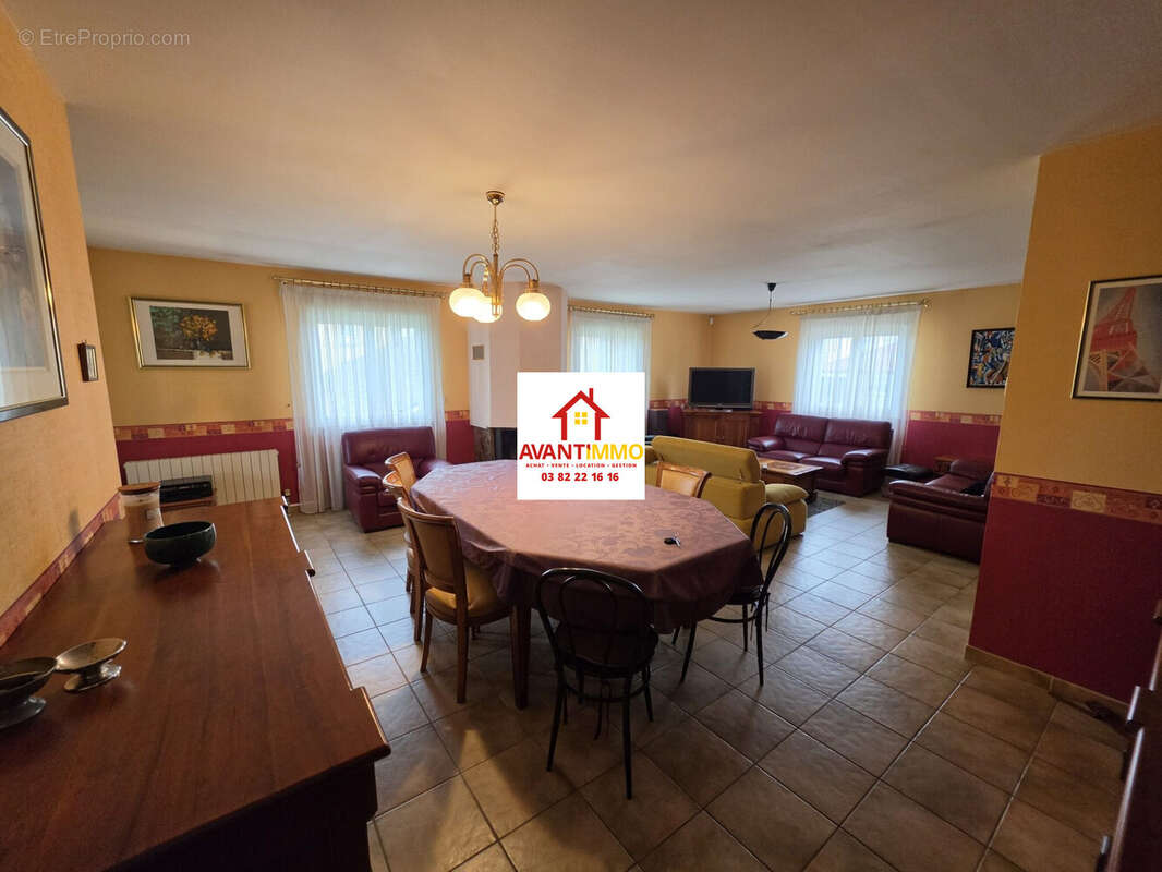 Maison à MONTOIS-LA-MONTAGNE