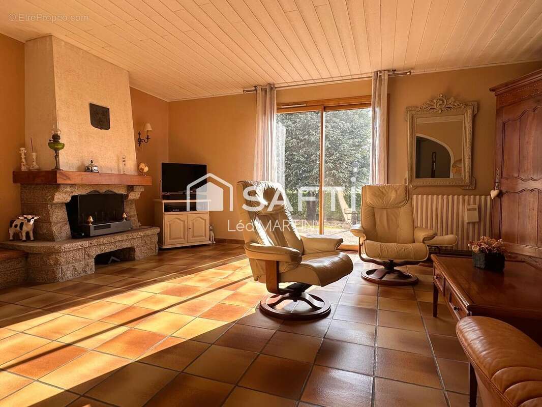 Photo 2 - Maison à LE MAY-SUR-EVRE