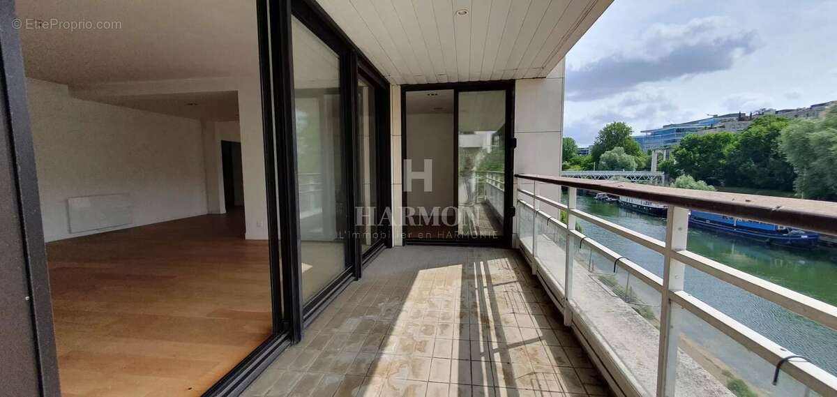 Appartement à LEVALLOIS-PERRET