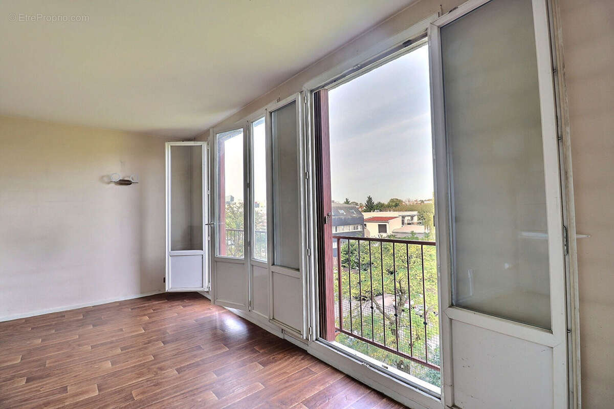Appartement à VITRY-SUR-SEINE