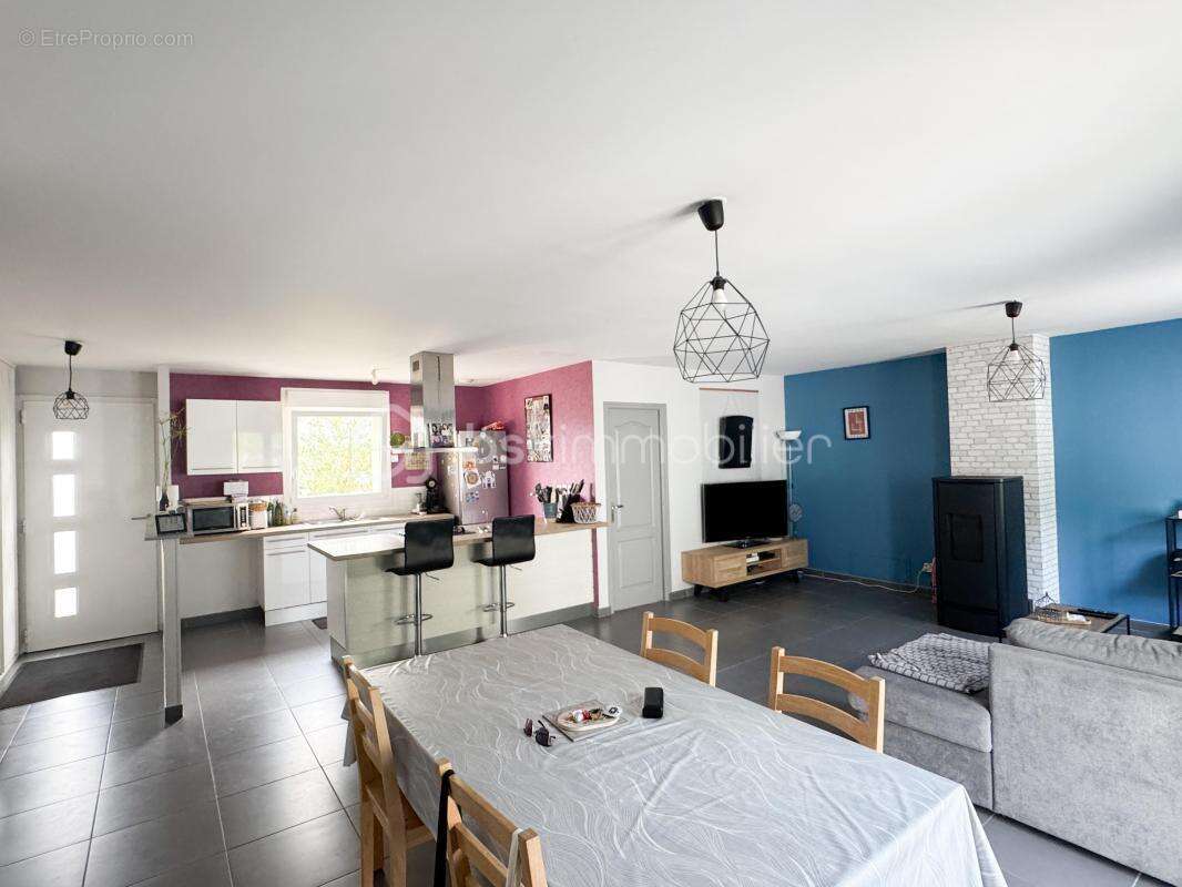 Maison à PORT-BRILLET