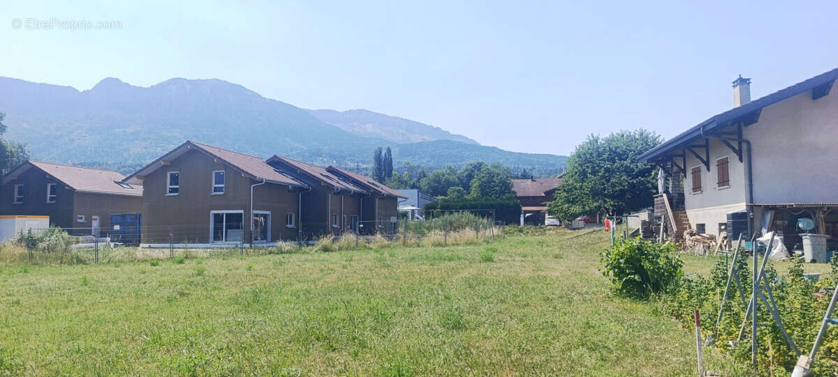 Rare à la vente : terrain 1059m2 constructible à amancy - photo 6