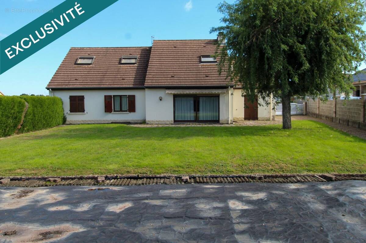 Photo 1 - Maison à BLANZY