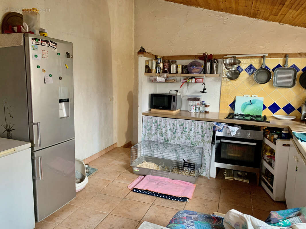 Appartement à TAVERNES