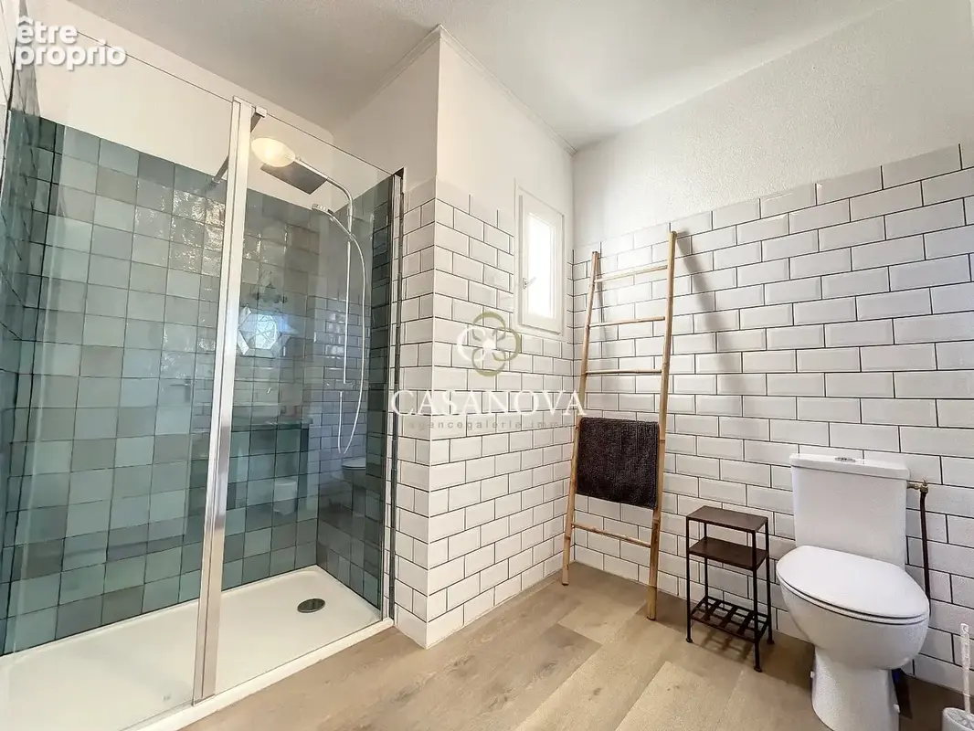 Hôtel à vendre avec 12 suites, un appartement, une piscine et potentiel restauration ou gîtes près de Pézenas - photo 13