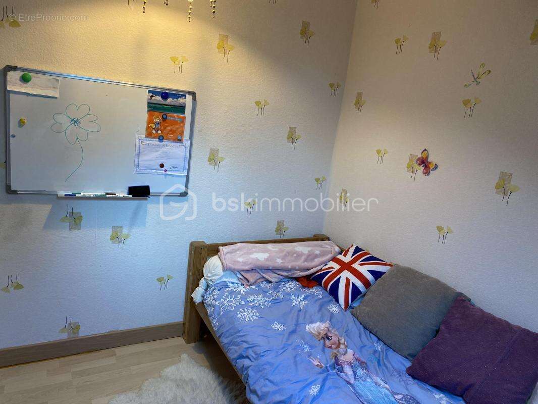 Maison à SAINTRY-SUR-SEINE