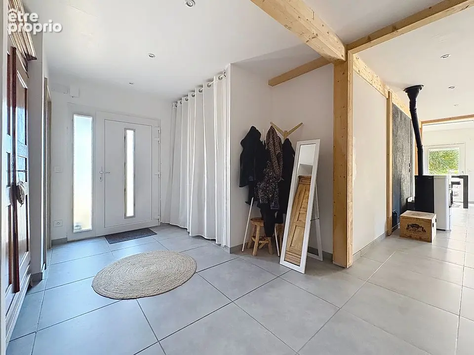 Maison contemporaine sur terrain de 16 ares - photo 5