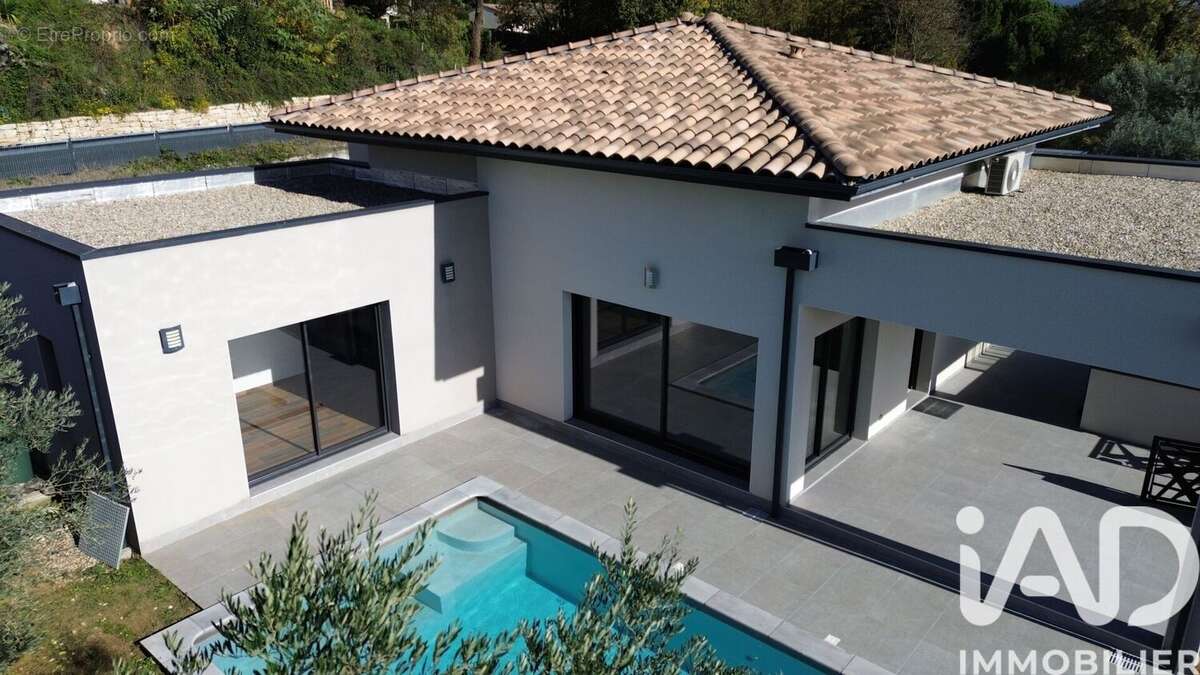 Photo 4 - Maison à MONTBOUCHER-SUR-JABRON