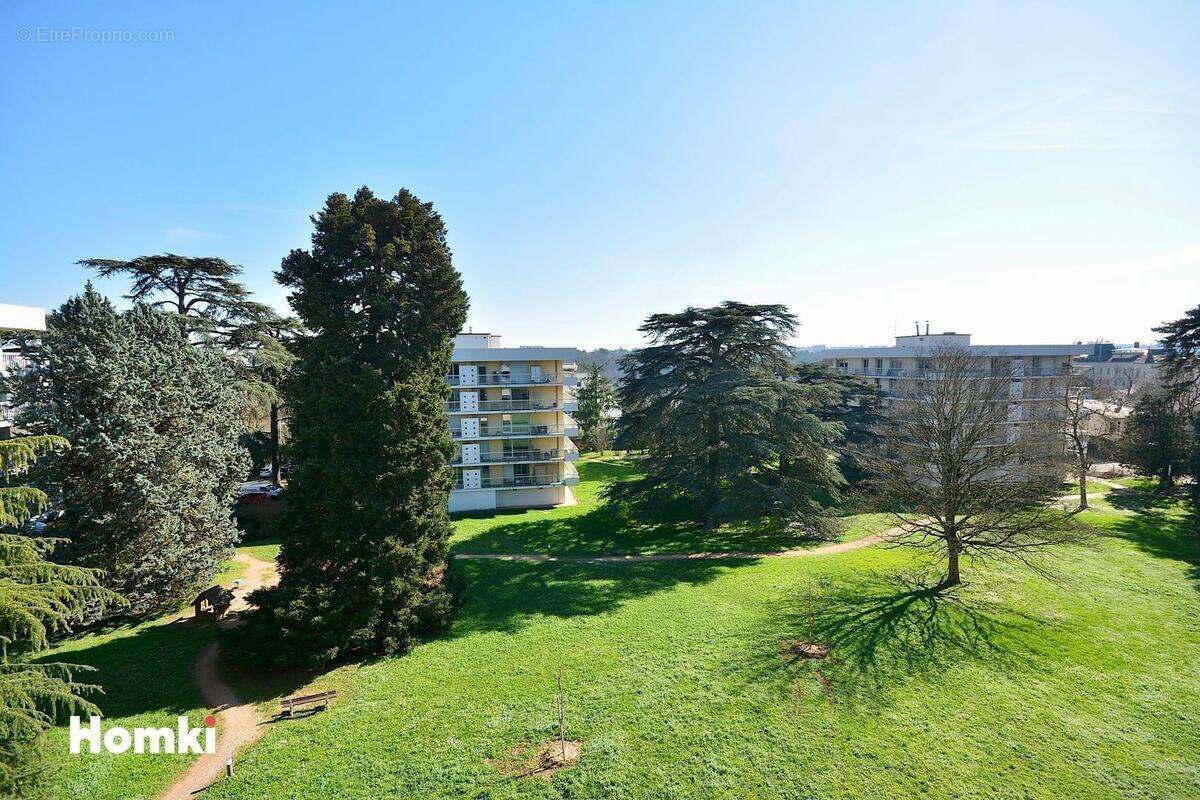 Appartement à LYON-9E