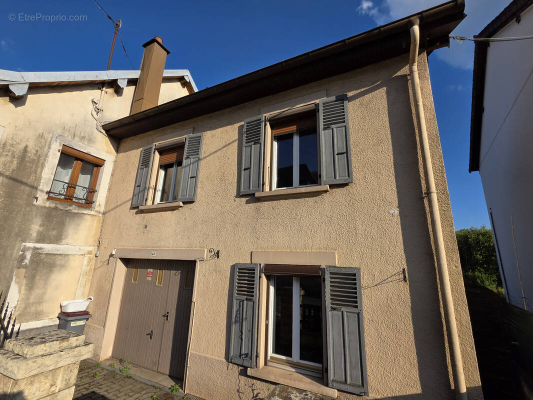 Maison à RONCHAMP