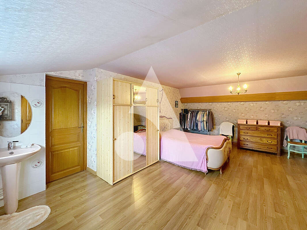 Maison à BRUAY-SUR-L'ESCAUT