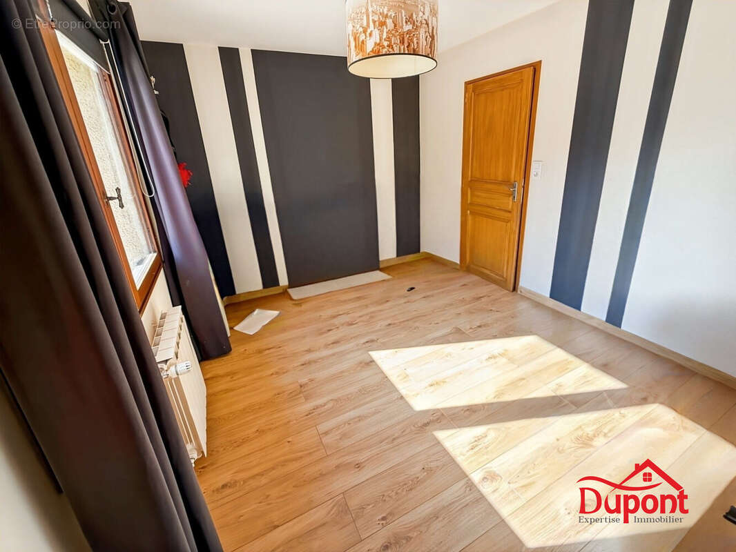 Maison à BRUAY-SUR-L&#039;ESCAUT