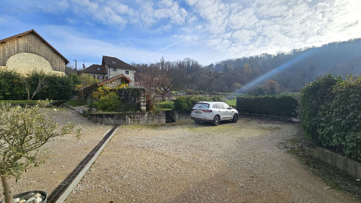 Maison à CHAMPAGNEUX