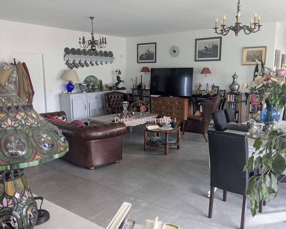 Maison à BERNAY