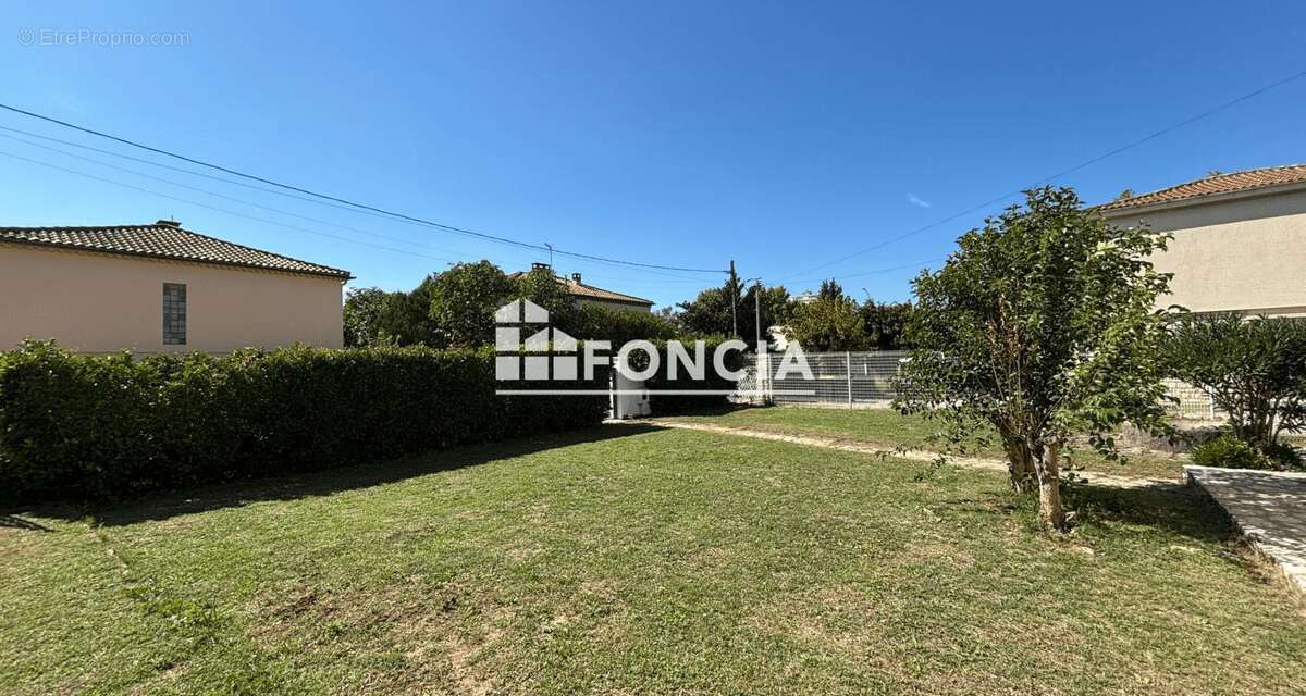 Maison à BAGNOLS-SUR-CEZE