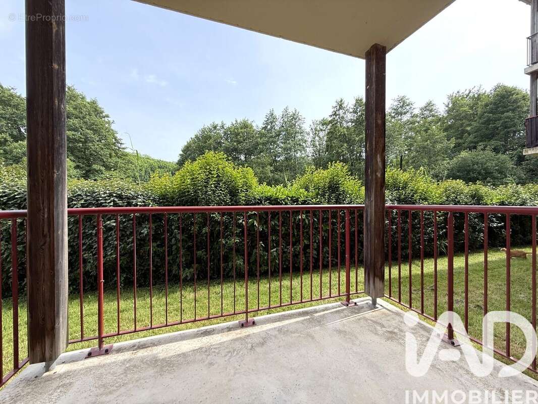 Photo 2 - Appartement à LA RIVIERE-SAINT-SAUVEUR