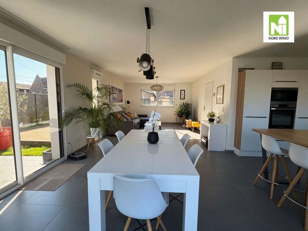 Maison à MERIGNIES