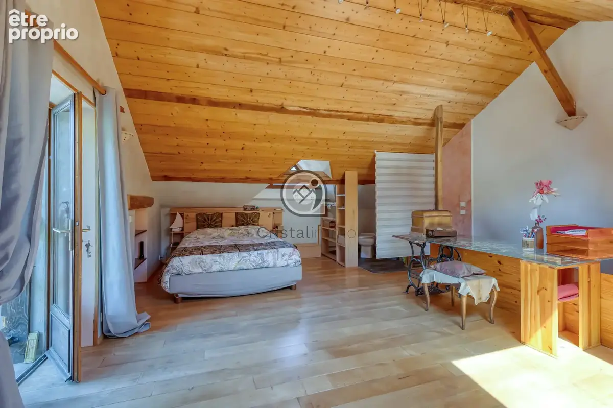 Le versoud   maison t6 avec grange - photo 7