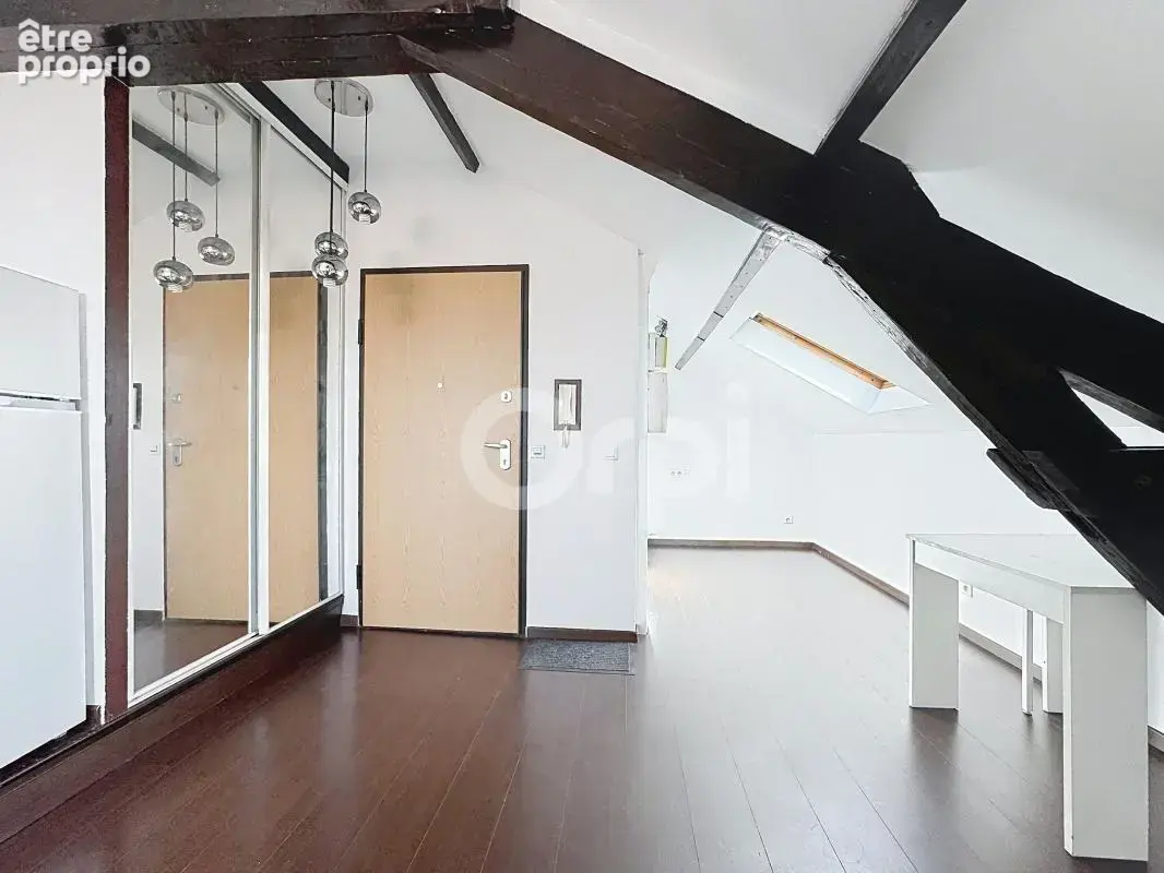 Studio à Vendre 17,37m² loi Carrez (23,31 m² au sol) - proximité centre-ville et 10 minutes RER A - - photo 5