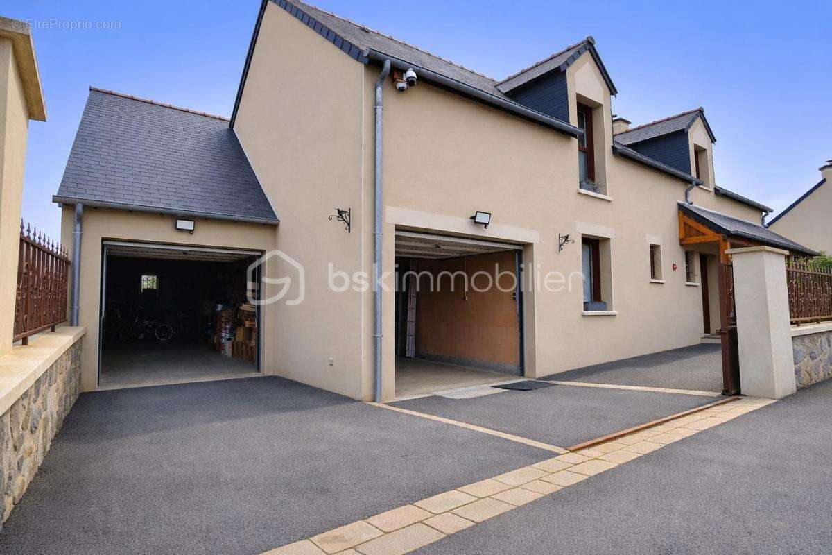 Maison à CHATILLON-EN-VENDELAIS