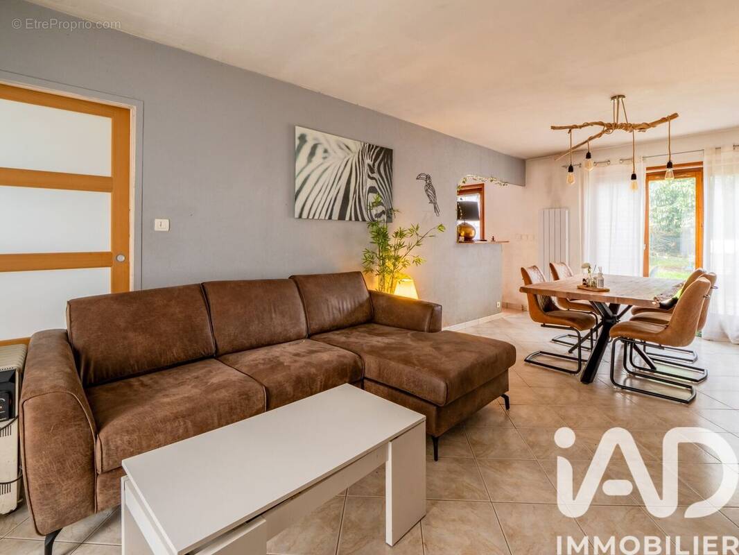 Photo 1 - Maison à MOUSSY-LE-NEUF