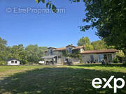 Maison à SAINT-LAURENT-DES-COMBES