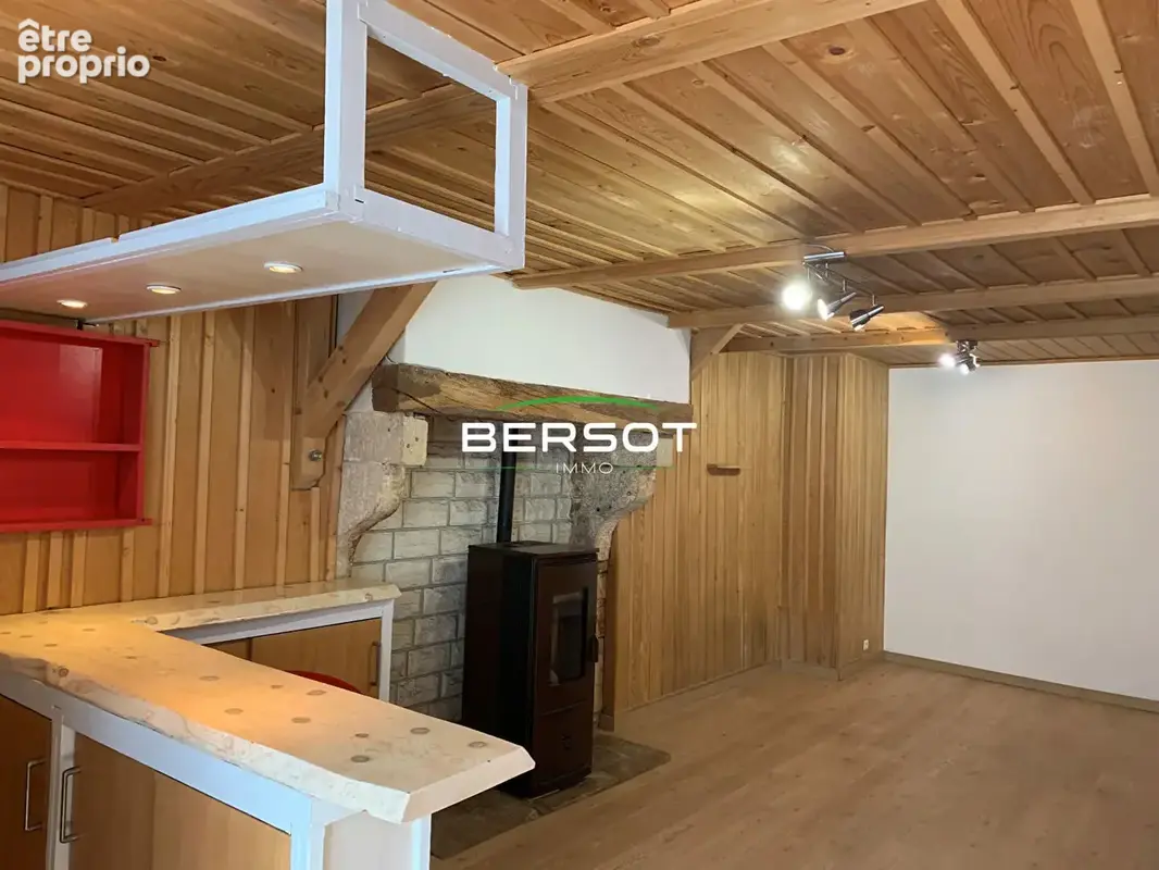 Appartement T2 de 50 m² au calme sur cour en plein centre-ville de Pontarlier avec cave - photo 5