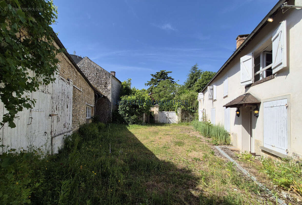 Maison à SEPTEUIL