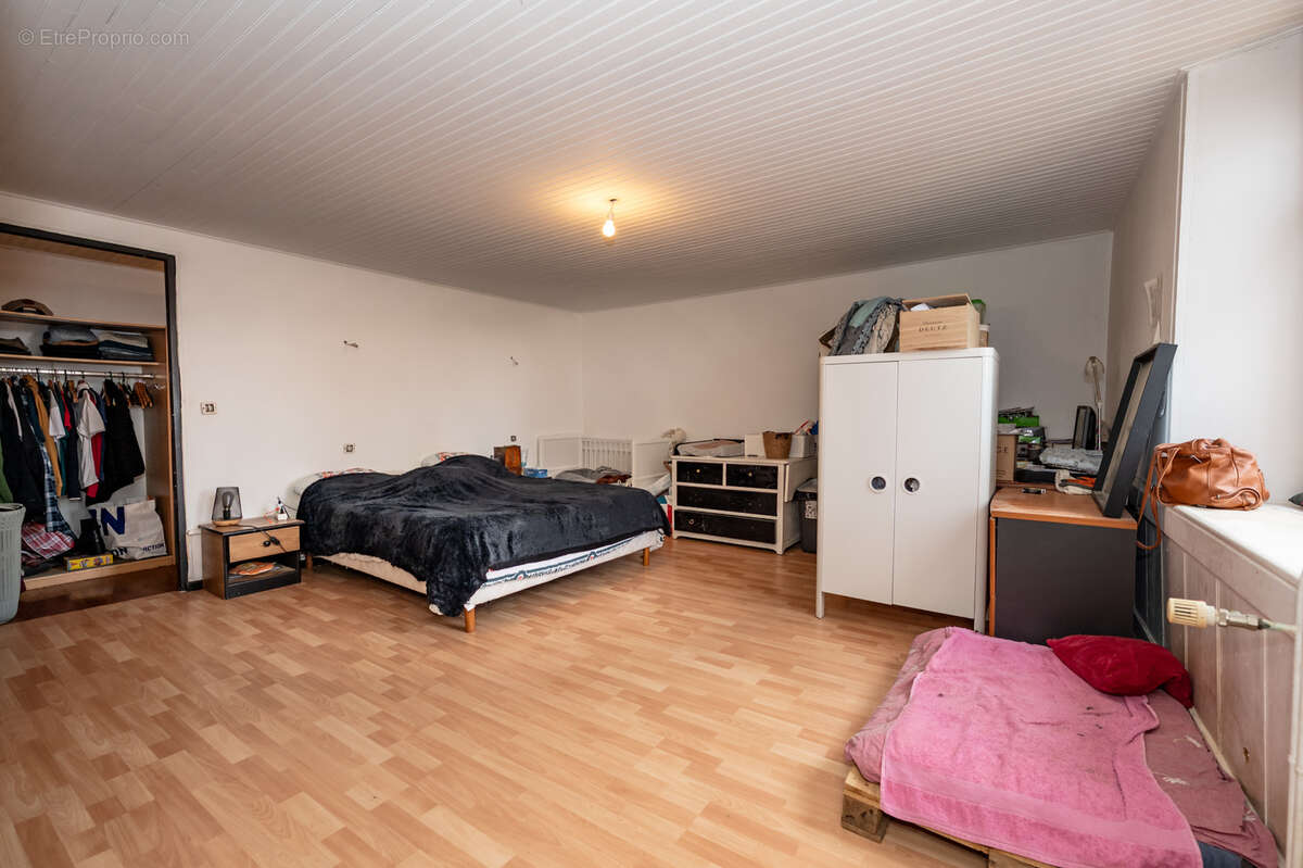 Maison à BIANS-LES-USIERS