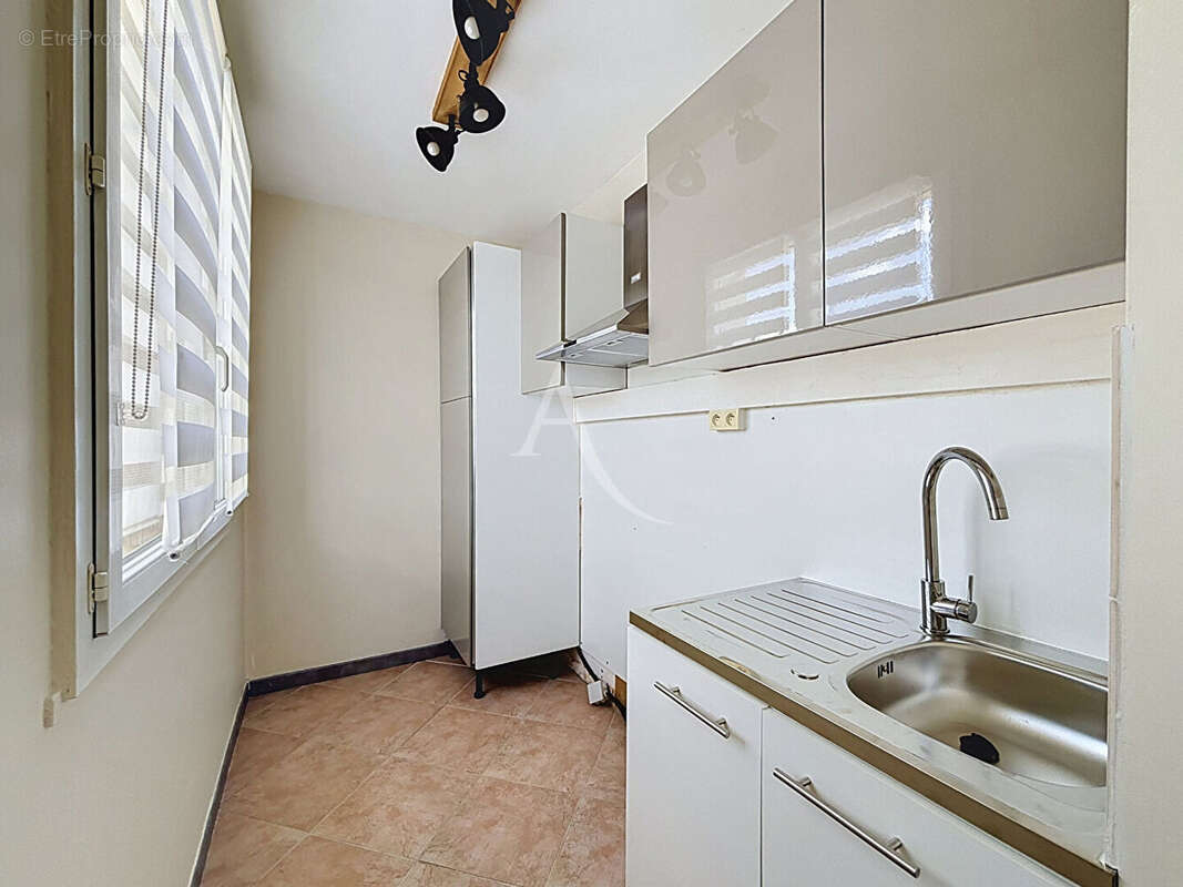 Appartement Laval 1 pièce(s) 35.52 m2 - photo 7