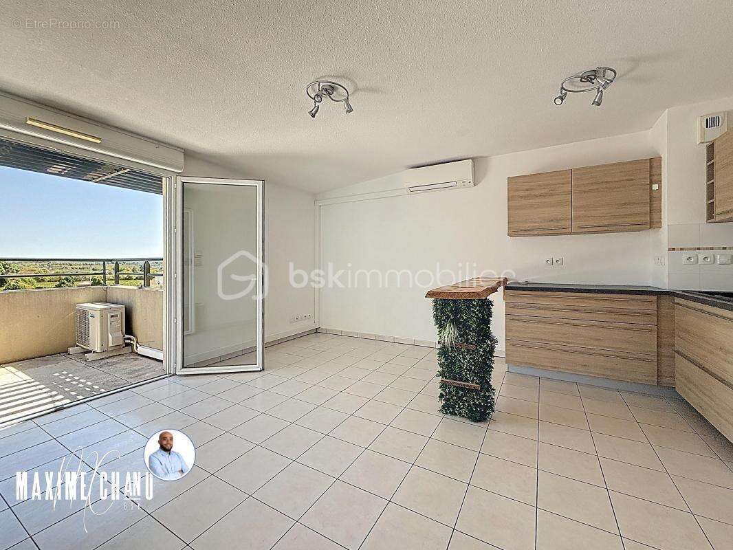 Appartement à COURNONSEC