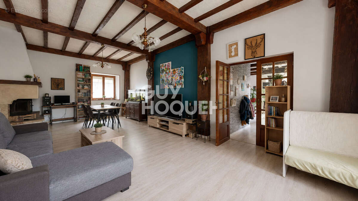 Maison 215m² Melincourt - photo 2
