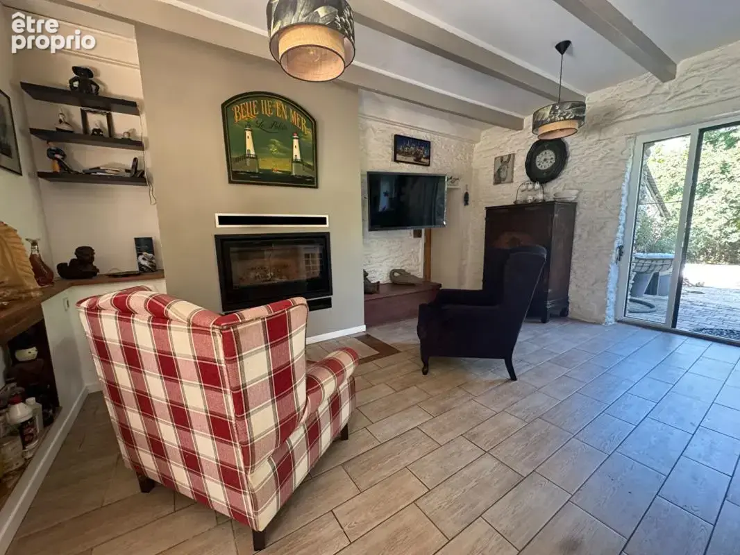 Golfe du Morbihan - Sarzeau  (56370) - Longère de caractère - 190 m2 habitables, avec 80 m2 de grenier aménageable - Piscine - D - photo 8
