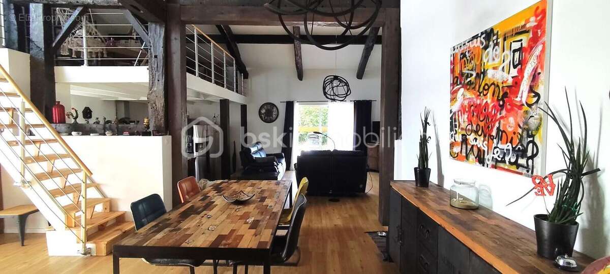 Maison coup de cœur avec volumes, charme et piscine sans travaux - photo 2