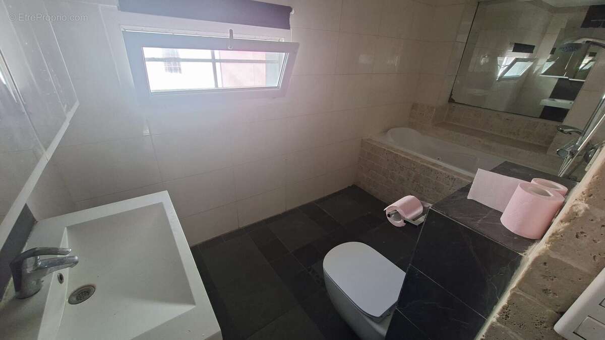 Maison 49 m² à Le Bourget  - photo 4