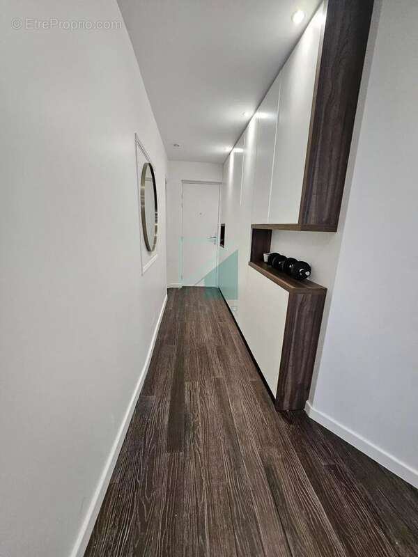 Appartement à PARIS-3E