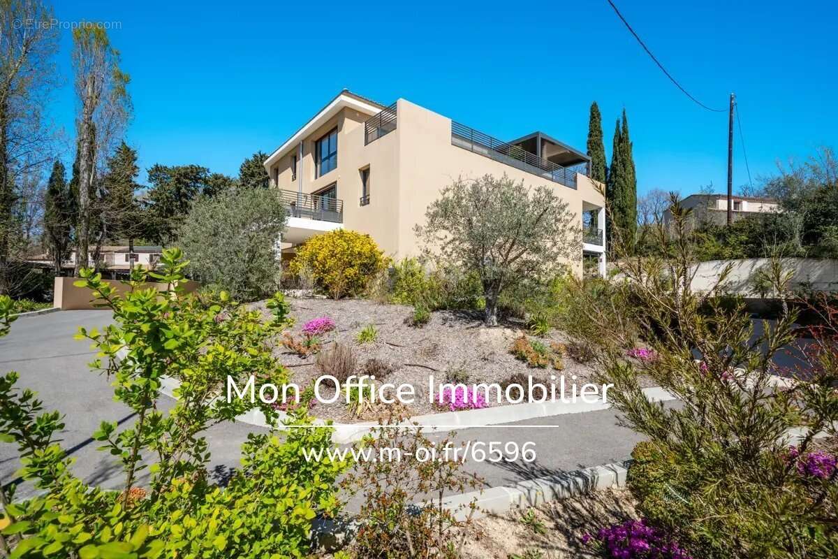 Appartement à AIX-EN-PROVENCE
