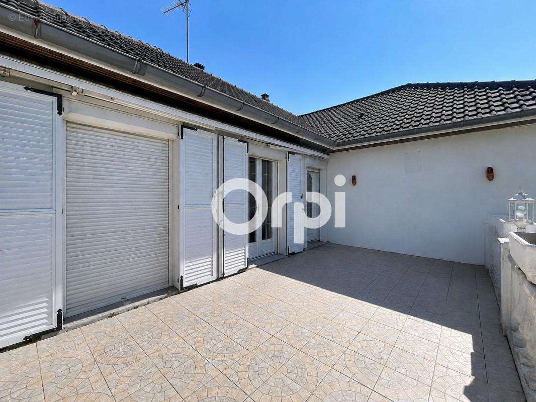 Maison à BREUIL-LE-VERT