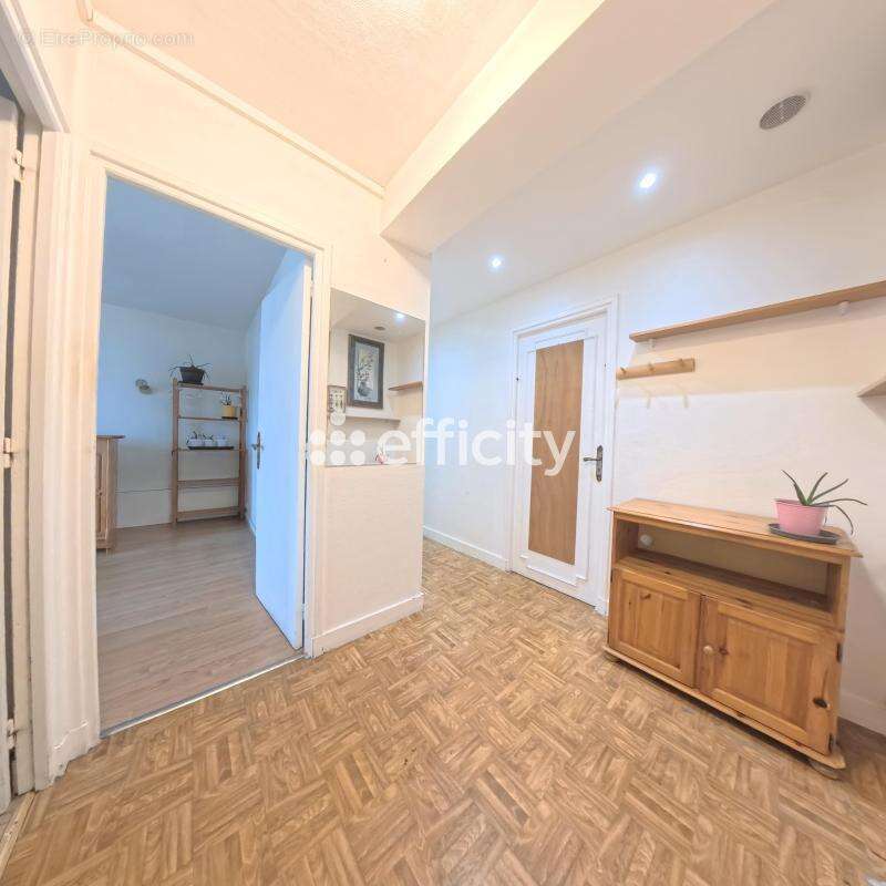 Appartement à SAVIGNY-SUR-ORGE