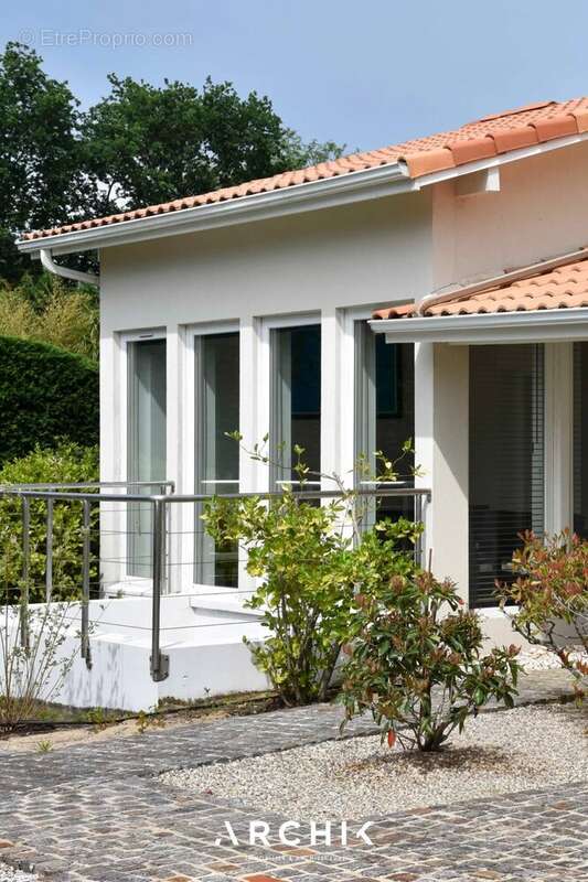 Maison à LE BOUSCAT