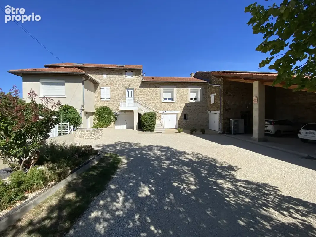 Photo Maison à Annonay au prix de 480 000€
