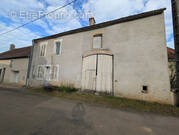 Maison à MALIGNY