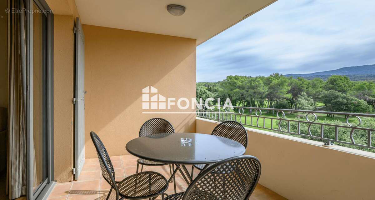 Appartement à SAUMANE-DE-VAUCLUSE