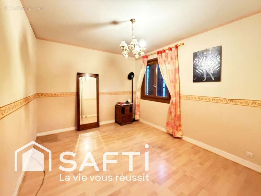 Photo 6 - Maison à BEYCHAC-ET-CAILLAU