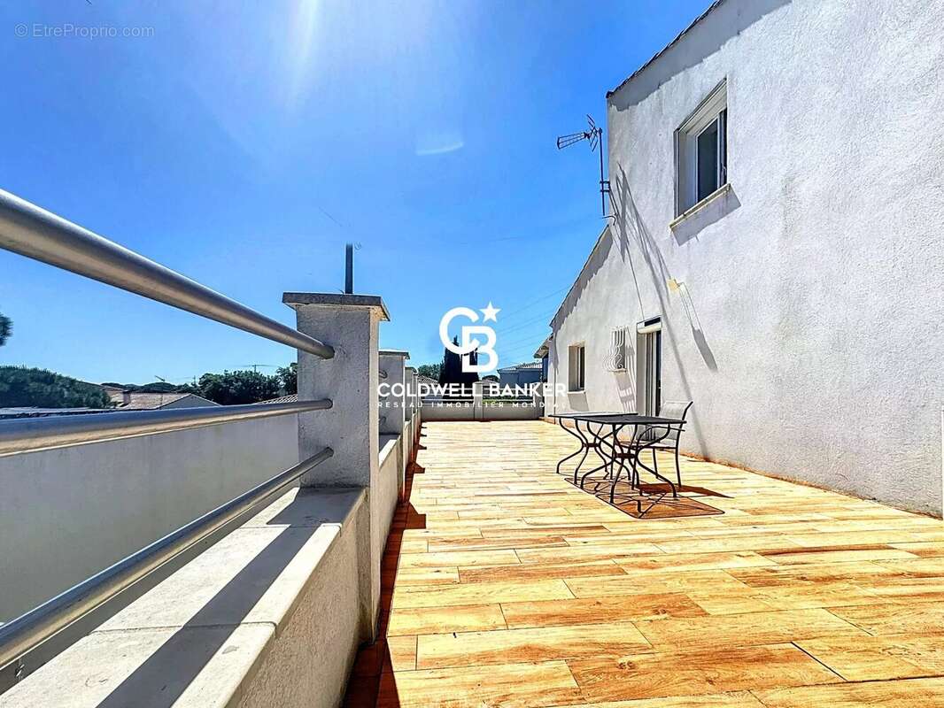 Maison à PUGET-SUR-ARGENS