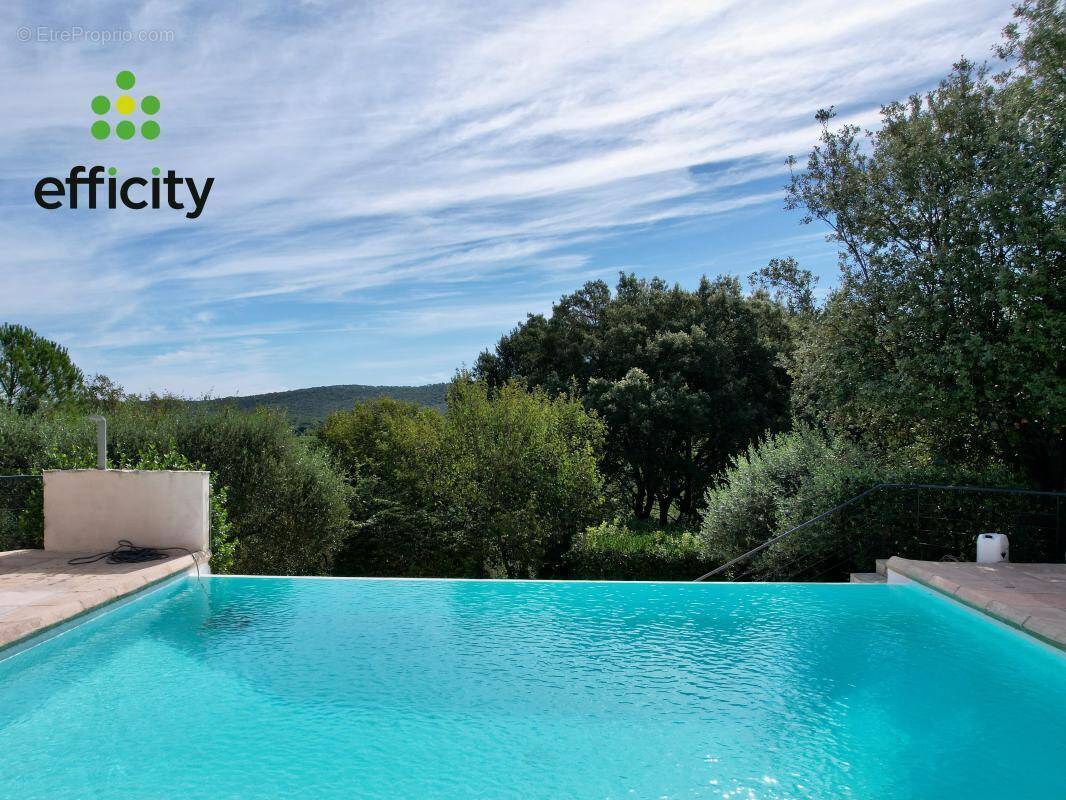 Maison à SAINT-MATHIEU-DE-TREVIERS